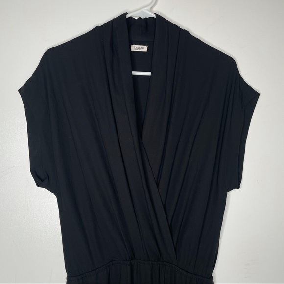 L’AGENCE Cross Over Front Jumpsuit in Black Size 4 - Picture 5 of 13